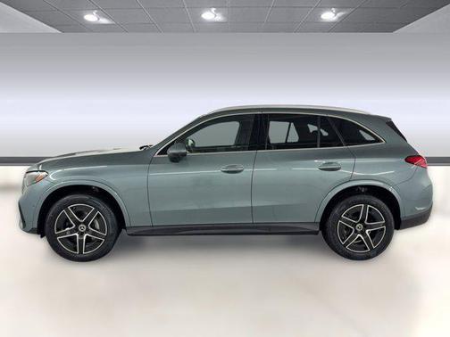 2025 Mercedes-Benz GLC 300 Base