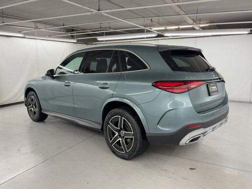 2025 Mercedes-Benz GLC 300 Base
