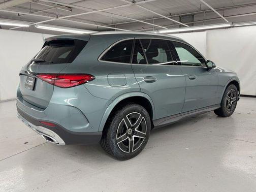 2025 Mercedes-Benz GLC 300 Base