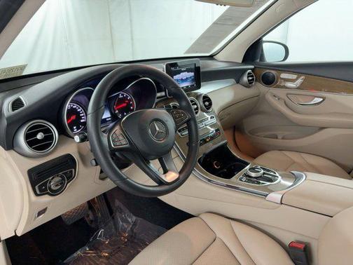 2019 Mercedes-Benz GLC 300 Base