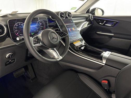 2025 Mercedes-Benz GLC 350e Base