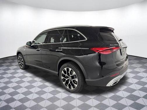 2025 Mercedes-Benz GLC 350e Base