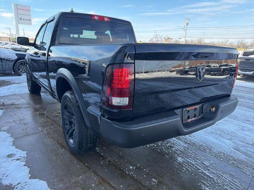 2022 RAM 1500 Classic Warlock Quad Cab 4x4 6'4' Box