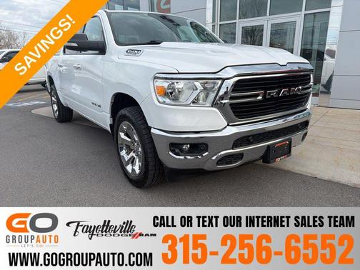Bright White Clearcoat 2019 RAM 1500 Big Horn