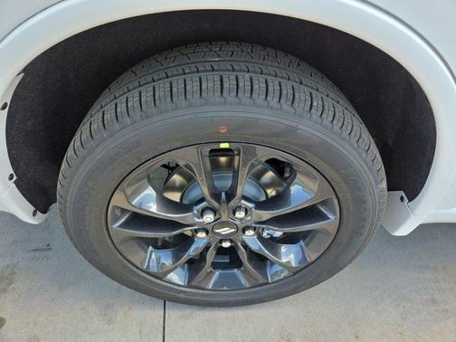 White Knuckle Clearcoat 2026 Dodge Durango GT Plus