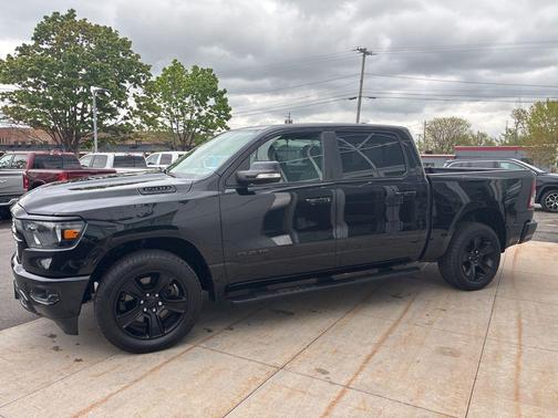 Diamond Black Crystal Pearlcoat 2020 RAM 1500 Big Horn/Lone Star