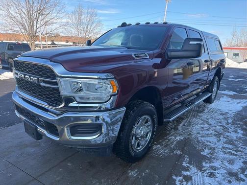 2024 RAM 2500 Tradesman Crew Cab 4x4 6'4' Box