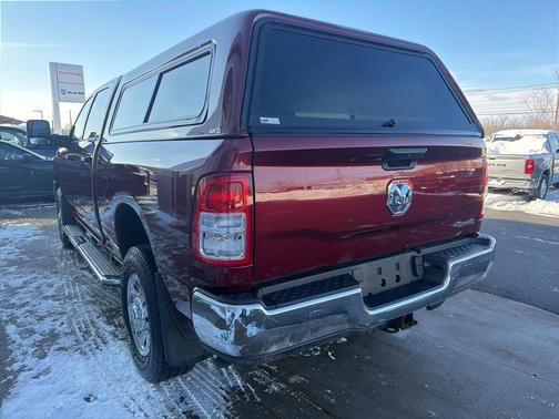 2024 RAM 2500 Tradesman Crew Cab 4x4 6'4' Box