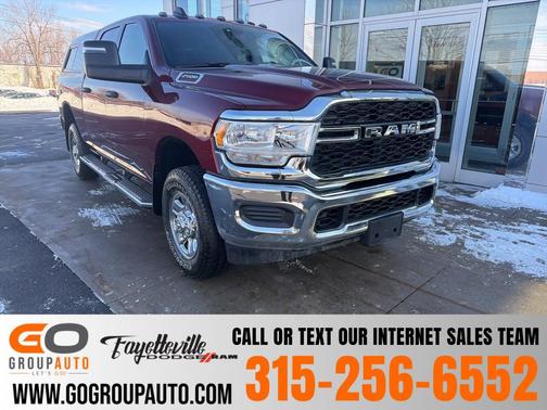2024 RAM 2500 Tradesman Crew Cab 4x4 6'4' Box