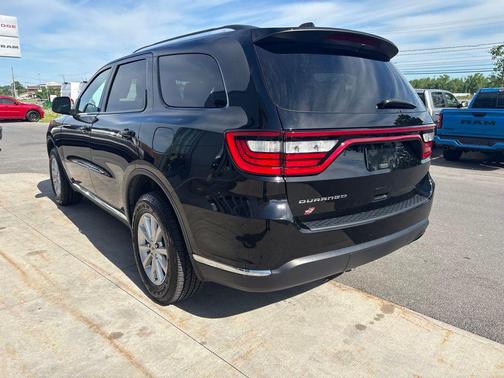 DB Black Clearcoat 2024 Dodge Durango SXT Plus