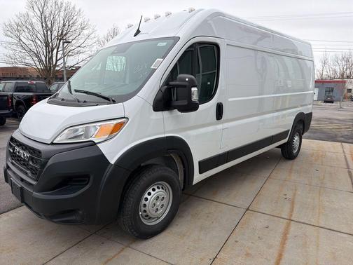 Bright White Clearcoat 2026 RAM ProMaster 2500 Tradesman