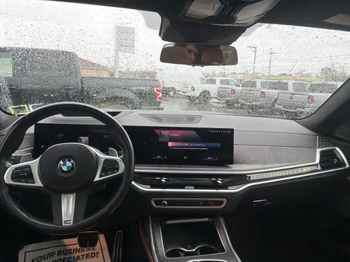 2023 BMW X7 xDrive40i