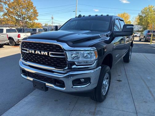 2023 RAM 2500 Big Horn Crew Cab 4x4 6'4' Box