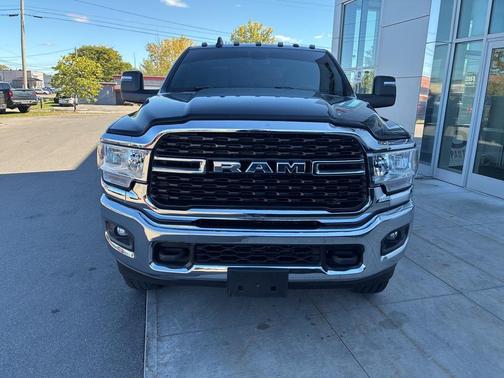 2023 RAM 2500 Big Horn Crew Cab 4x4 6'4' Box