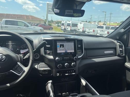 2025 RAM 2500 Big Horn Crew Cab 4x4 6'4' Box