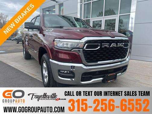 Delmonico Red Pearlcoat 2025 RAM 1500 Big Horn/Lone Star