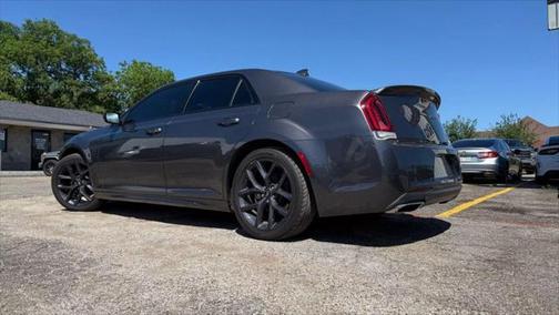 2022 Chrysler 300 S