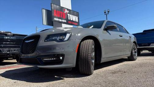 2018 Chrysler 300 S