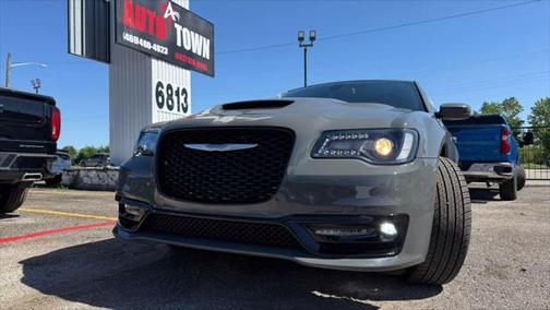 2018 Chrysler 300 S