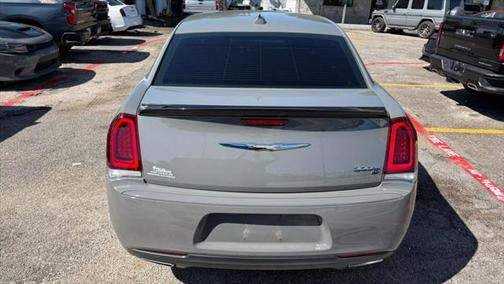 2018 Chrysler 300 S