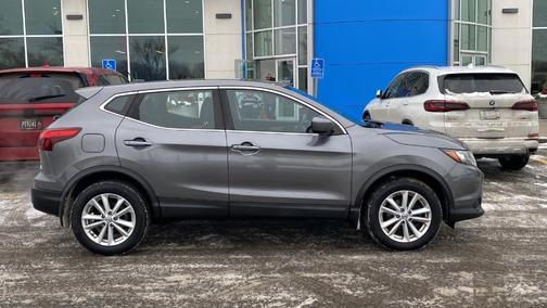 2017 Nissan Rogue Sport S