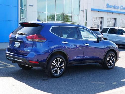 2020 Nissan Rogue SV