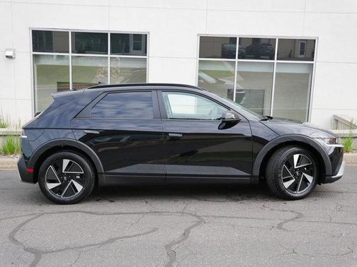 2025 Hyundai IONIQ 5 SEL