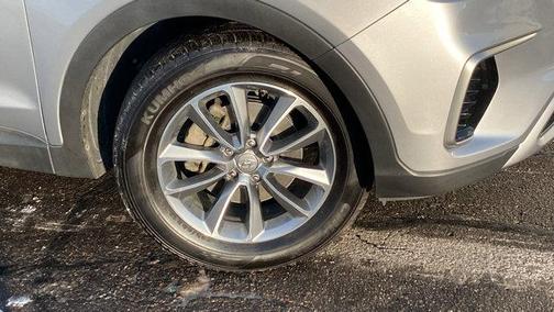 2018 Hyundai SANTA FE SE