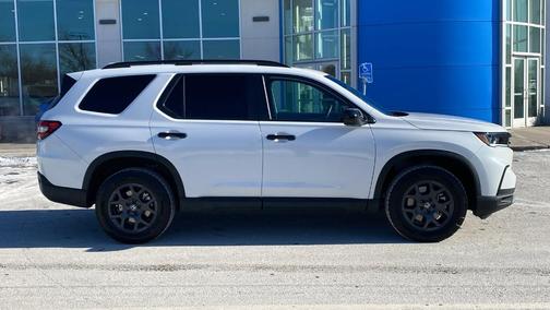 2025 Honda Pilot TrailSport