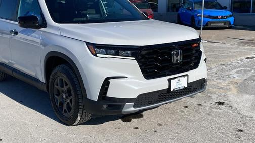 2025 Honda Pilot TrailSport
