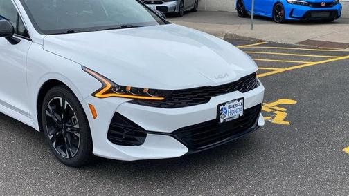 2024 Kia K5 GT-Line