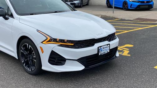 2024 Kia K5 GT-Line