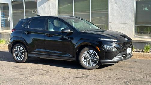 Abyss Black Pearl 2023 Hyundai KONA EV Limited