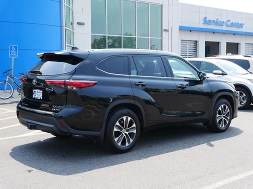 2020 Toyota Highlander XLE