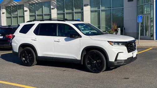 2025 Honda Pilot Black Edition