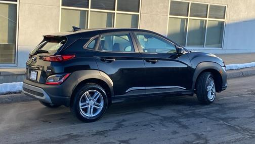 2023 Hyundai KONA SE