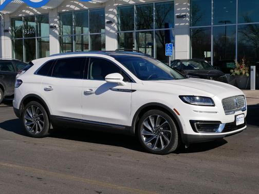 2019 Lincoln Nautilus Reserve