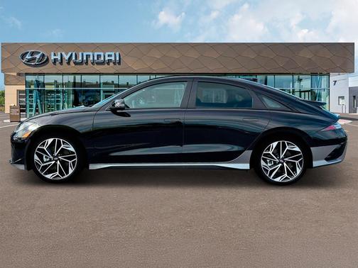 2025 Hyundai IONIQ 6 SEL