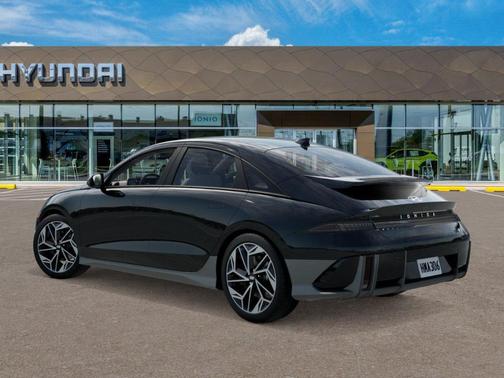 2025 Hyundai IONIQ 6 SEL