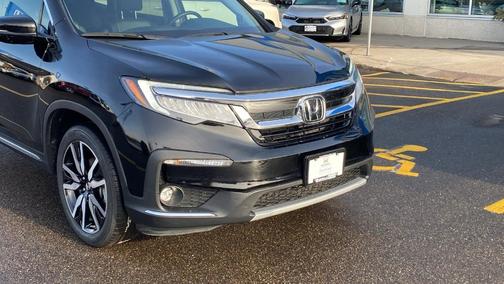 2022 Honda Pilot Touring 7-Passenger
