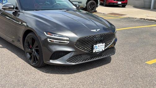 Makalu Gray 2023 Genesis G70 3.3T