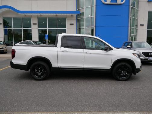 2025 Honda Ridgeline Black Edition