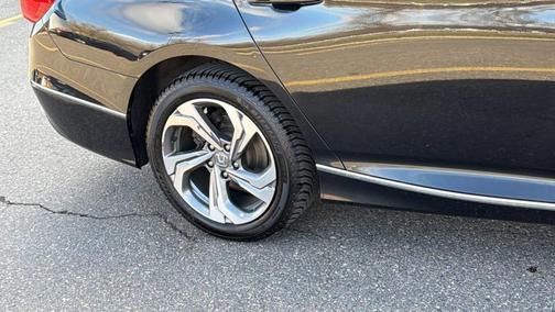 Crystal Black Pearl 2019 Honda Accord EX