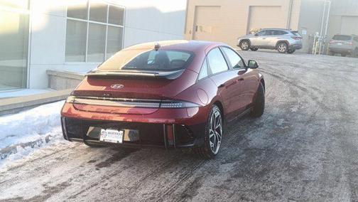 2025 Hyundai IONIQ 6 SEL