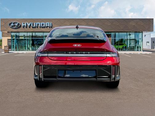 2025 Hyundai IONIQ 6 SEL