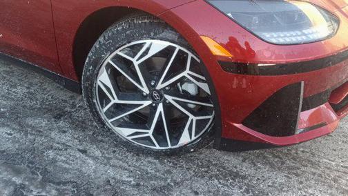 2025 Hyundai IONIQ 6 SEL