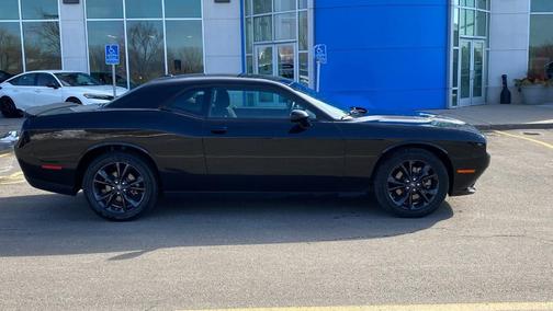 2022 Dodge Challenger SXT