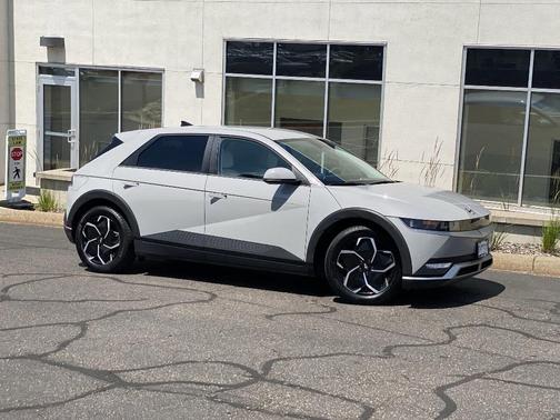 2023 Hyundai IONIQ 5 SEL
