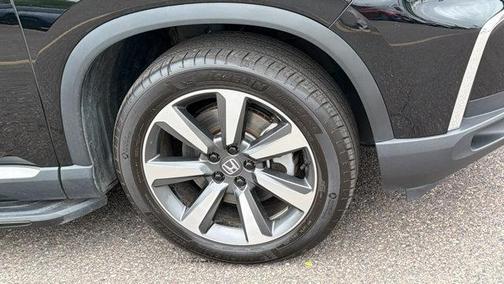 Black 2024 Honda Pilot Elite
