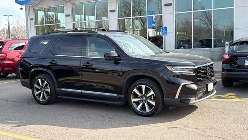 Black 2025 Honda Pilot Elite
